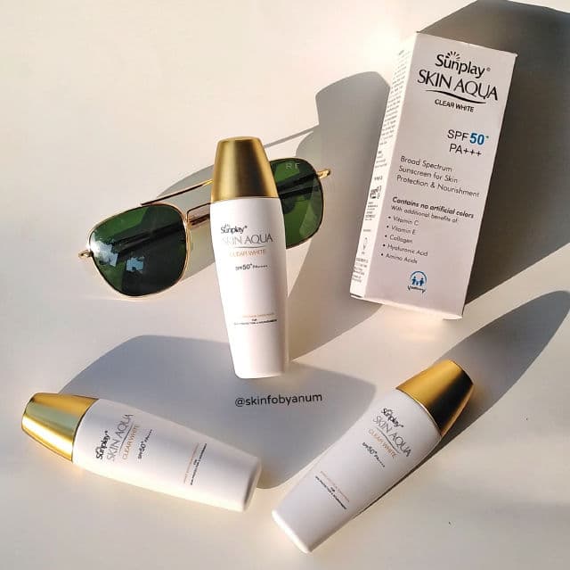 Sunplay Skin Aqua Clear White SPF50+ PA+++ review photo by Skinfobyanum
