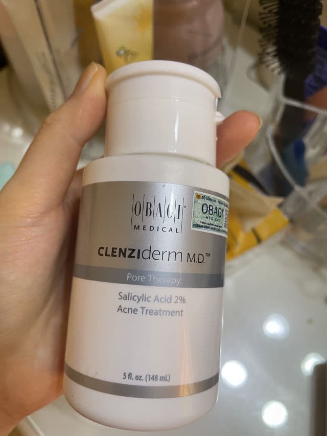 Obagi CLENZIderm M.D. Pore Therapy Salicylic Acid 2% Acne Treatment review photo by Picky755483