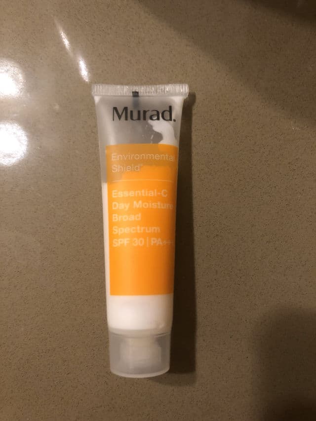 Murad Essential-C Day Moisture Broad Spectrum SPF 30/PA+++ review photo by Derm4life