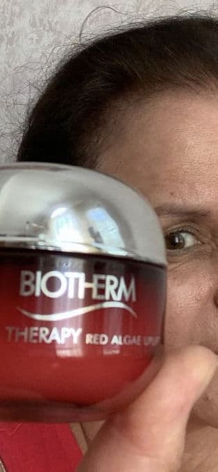 Biotherm Blue Therapy Red Algae Uplift Night Cream review photo by Concettina