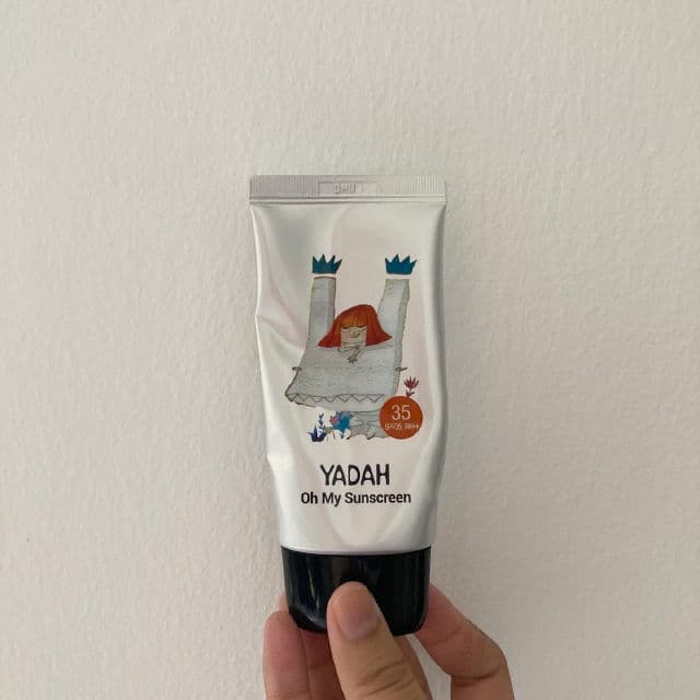 Yadah Oh My Sunblock SPF 35 PA++ review photo by AiniMentari