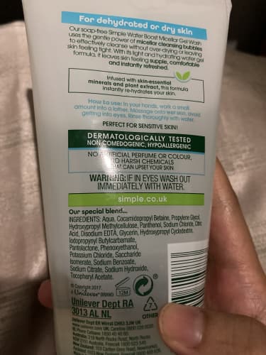 Simple Water Boost Micellar Cleansing Facial Gel Wash review photo by AiniMentari