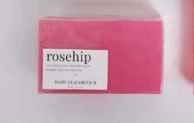 Mary Elizabeth R Rosehip Soap review photo by PickyGie