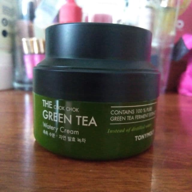 TONYMOLY The Chok Chok Green Tea Watery Moisture Cream review photo by whenfarhanareviews