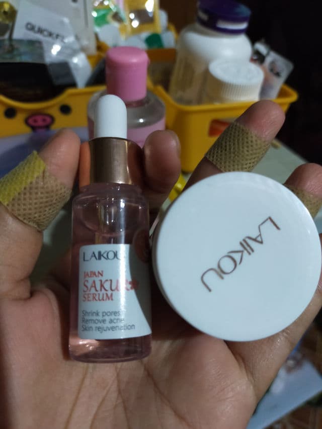 Laikou Japan Sakura Nicotinamide Sakura Essence Cream review photo by PickySiren