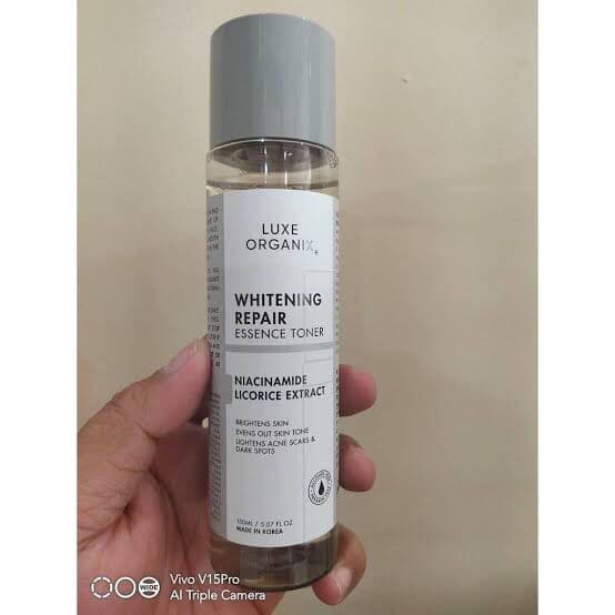 Luxe Organix Whitening Repair Essence Toner  review photo by PickyUnniechan