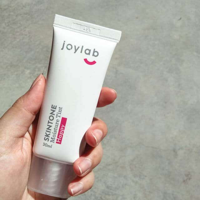 Joylab Skintone Moisture Tint review photo by Ratnaftr