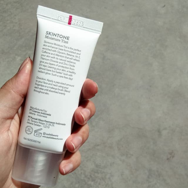 Joylab Skintone Moisture Tint review photo by Ratnaftr