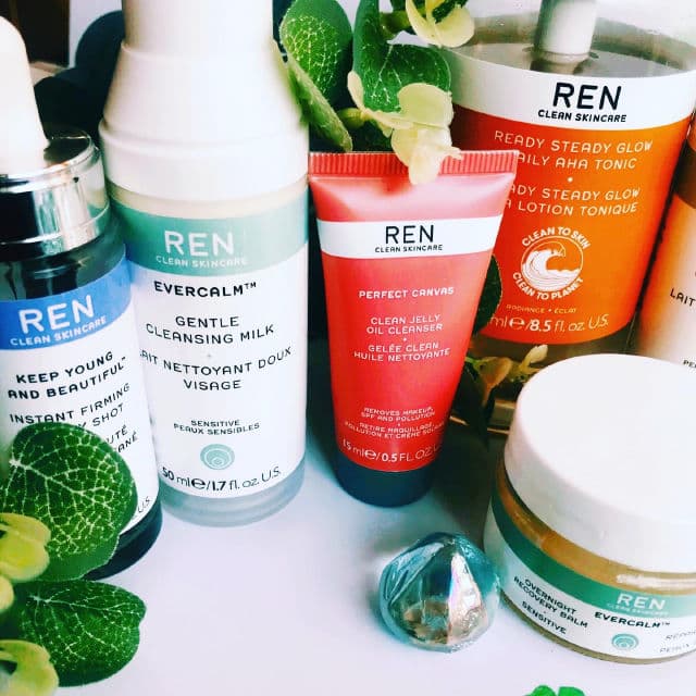 REN Clean Skincare Perfect Canvas Clean Jelly Oil Cleanser review photo by RazP