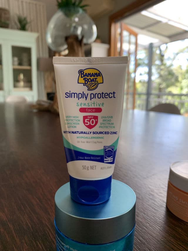 Banana Boat Simply Protect Sensitive Sunscreen Lotion SPF 50 review photo by Remi