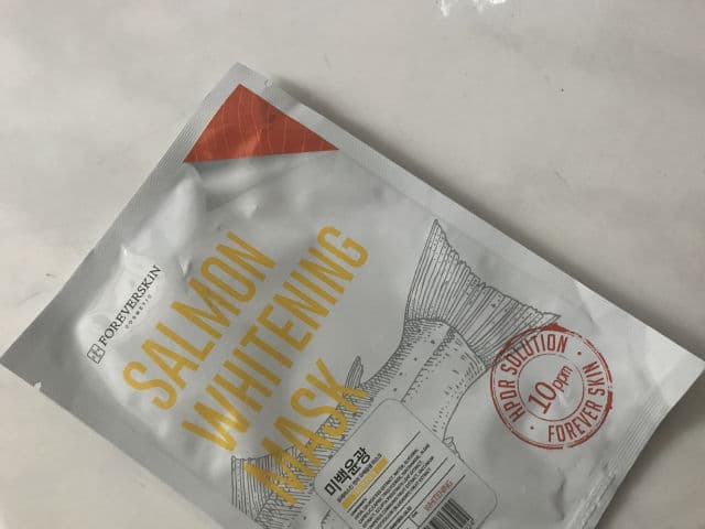 FOREVERSKIN Salmon Whitening Mask review photo by Renautarii