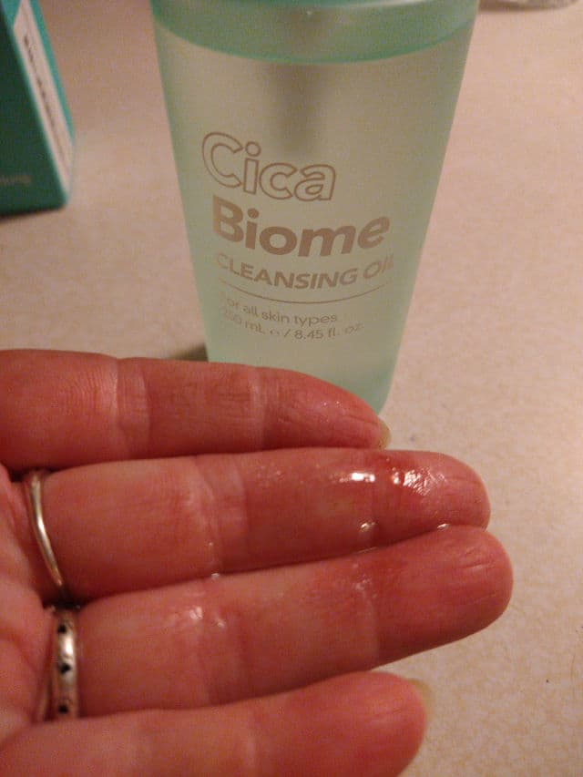 Audrey & Young Cica Microbiome Cleansing Oil review photo by ReneeC