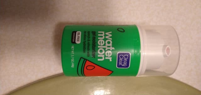 Clean & Clear Watermelon Gel Moisturizer review photo by ReneeC