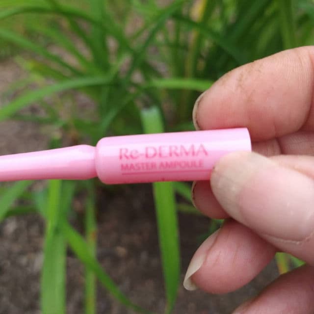 Easydew Re-DERMA Master Ampoule review photo by ReneeC