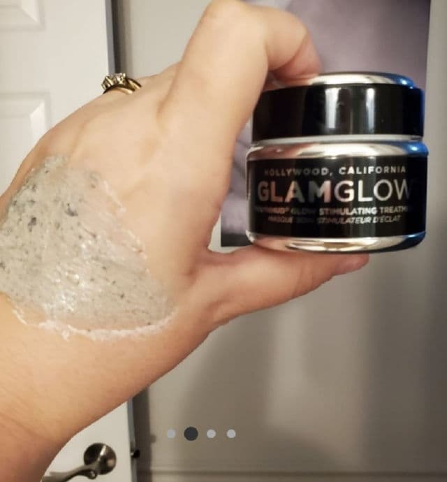 GlamGlow Youthmud® Tinglexfoliate Treatment review photo by tnfriendrenee