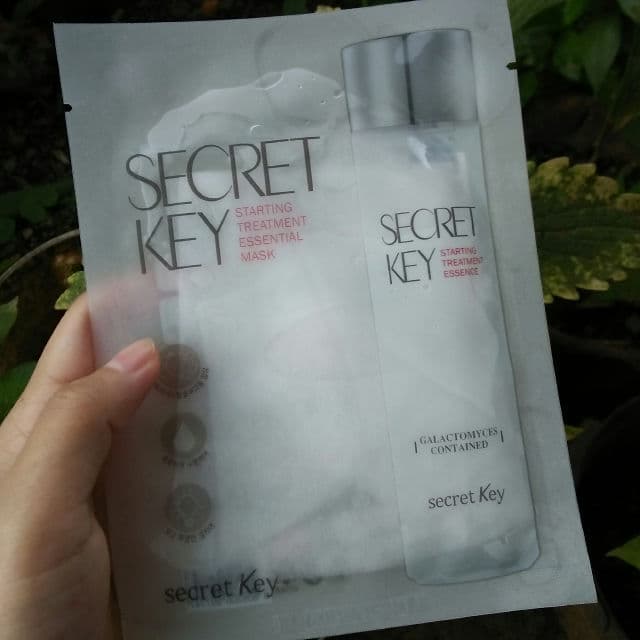 SECRET KEY Starting Treatment Essential Mask Sheet review photo by Reousa