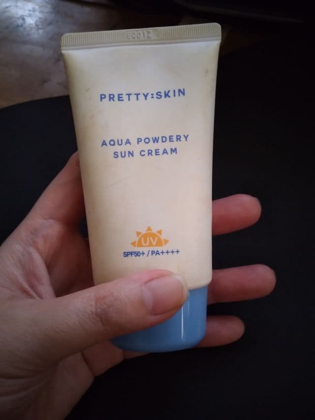 Pretty Skin Aqua Powdery Sun Cream SPF50+ PA++++ review photo by RiceB