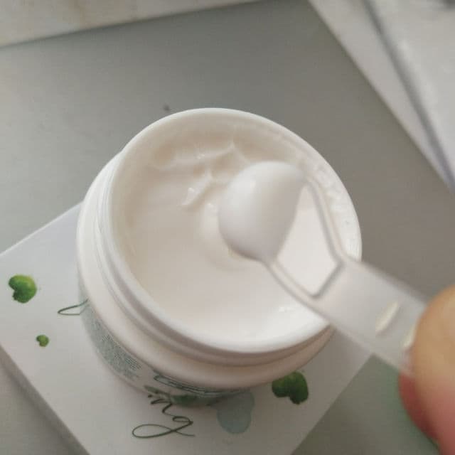 N'Pure Day Cream Centella Asiatica review photo by Ririnriani