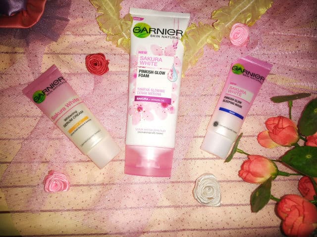 Garnier Sakura White Pinkish Radiance Moisturizing Cream review photo by RisaRiiLeon