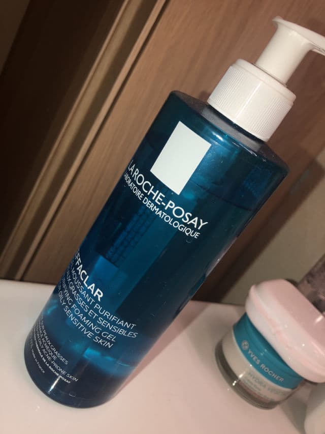 La Roche-Posay Effaclar Purifying Foaming Gel review photo by Ritanm