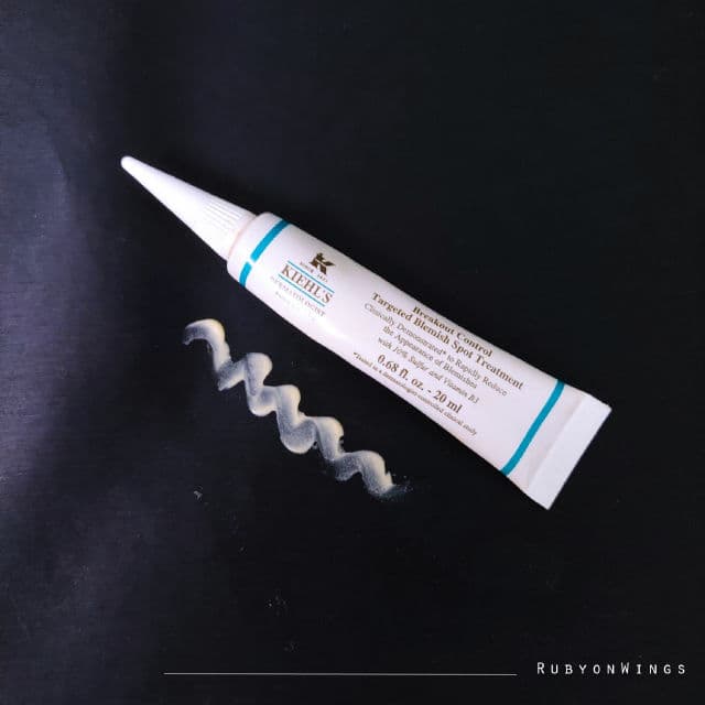 Kiehl's Breakout Control Targeted Acne Spot Treatment review photo by RubyonWings
