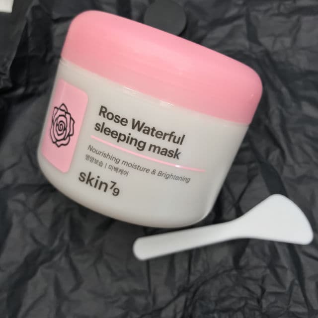 SKIN79 Rose Waterfull Sleeping Mask review photo by Russianmakeupaddict