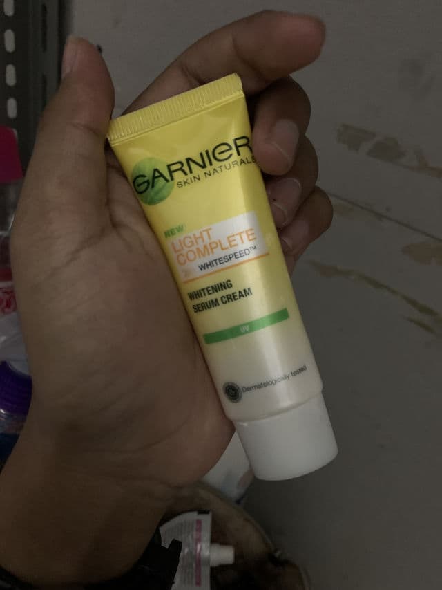 Garnier Light Complete White Speed 12H Shine-Free Whitening Serum Cream review photo by RyanRd