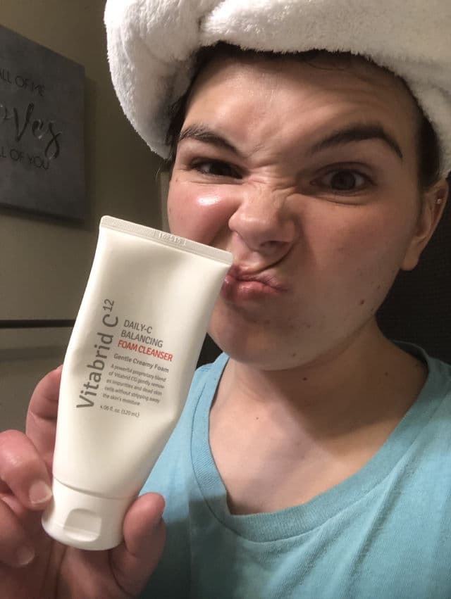 Vitabrid C12 Daily-C Balancing Foam Cleanser review photo by Sarahwilliams