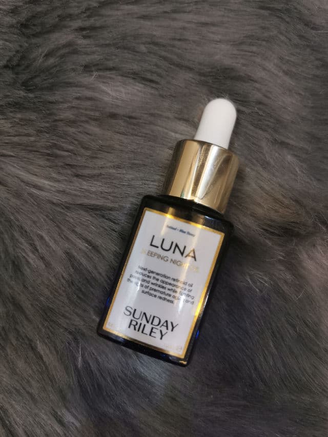 Sunday Riley Luna Sleeping Night Oil review photo by Sassquatch