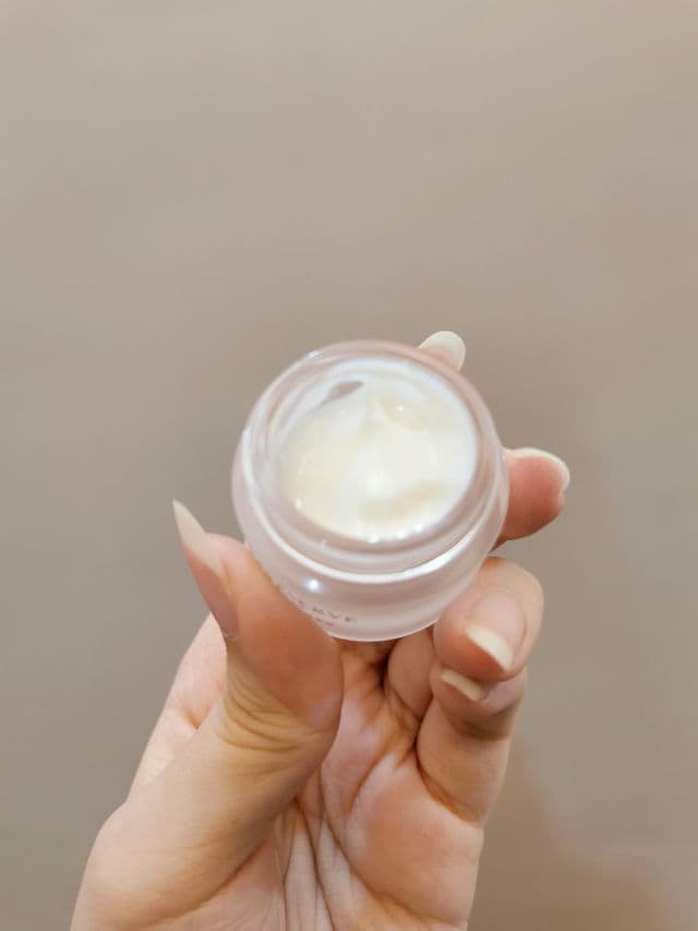 fresh Lotus Youth Preserve Face Cream with Super 7 Complex review photo by Sassquatch