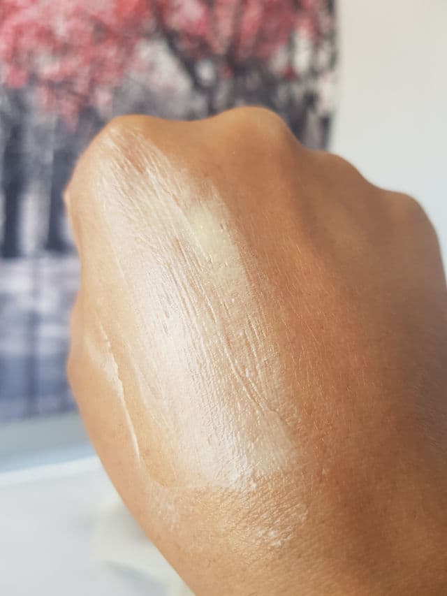 Revolution Beauty Pigment Boost Eye Cream review photo by Sati