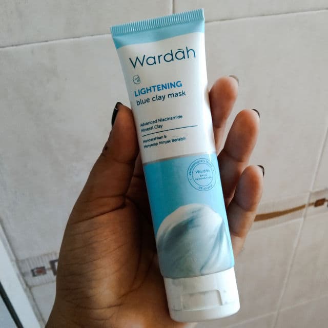 Wardah Lightening Blue Clay Mask review photo by Shaaaaa