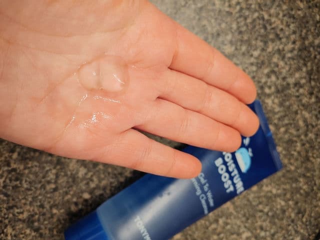 TONYMOLY Moisture Boost Gel To Water AM Cleanser review photo by ShanArnie