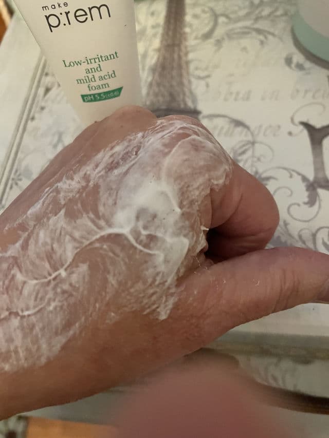 Safe Me. Relief Moisture Cleansing Foam product review