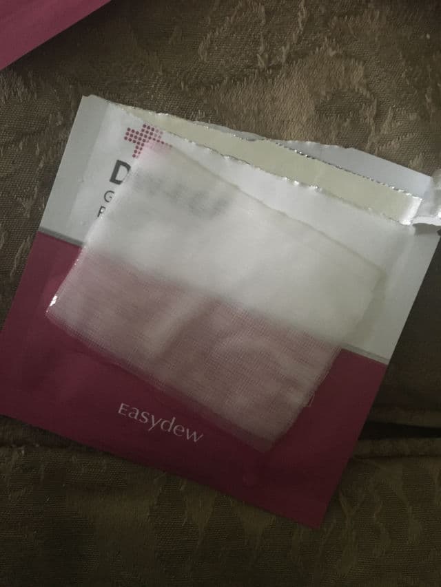 Easydew DW-EGF Gauze Multi Patch review photo by Sharonspendstoomuch