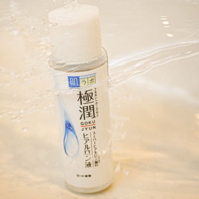 Hada Labo Mentholatum Goku-Jyun Hyaluronic Acid Lotion (Moist) review photo by dewydiaries