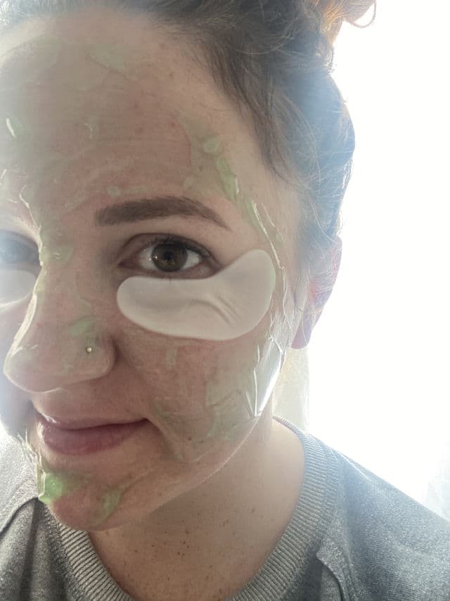 Peter Thomas Roth Cucumber Gel Mask Extreme Detoxifying Hydrator review photo by SkincarebyBritt