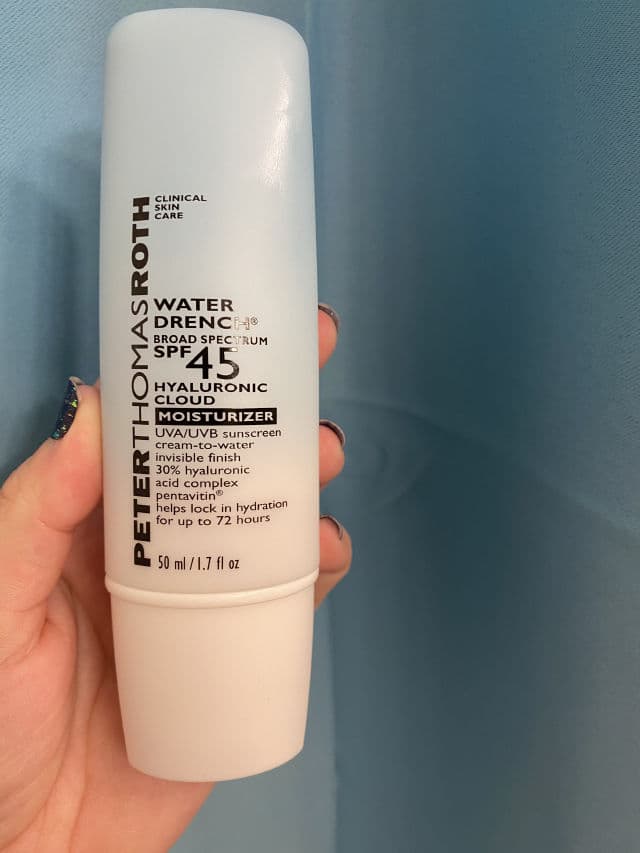 Peter Thomas Roth Water Drench Hyaluronic Cloud Hydrating Moisturizer SPF45 review photo by SkincarebyBritt
