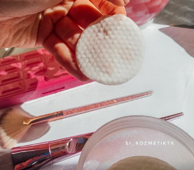Nip + Fab Teen Skin Fix Salicylic Acid Pads Day review photo by SiAnastasia
