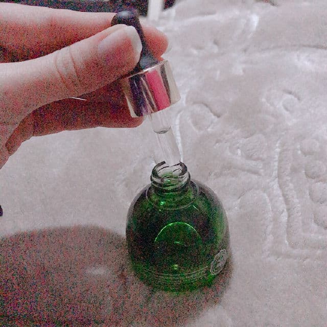 MINISO Green tea Moisturizing Essence Oil review photo by Sihamjabr