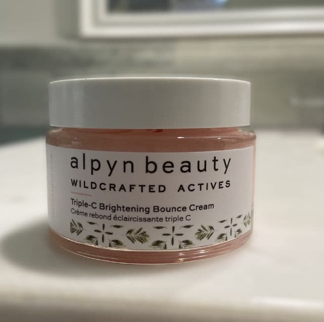 Alpyn Beauty Triple Vitamin-C Brightening Bounce Cream  review photo by Simona385619