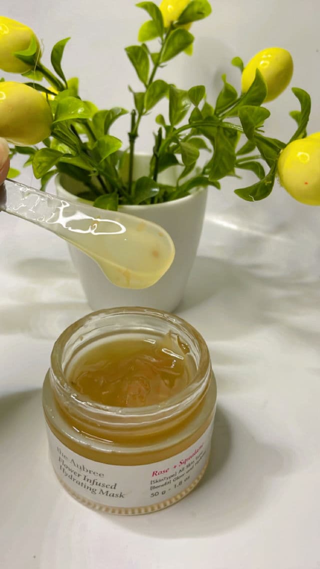 the Aubree Flower Infused Hydrating Mask review photo by Siscaaryf