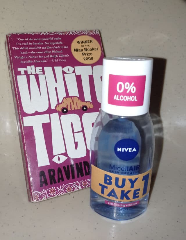 Nivea Extra White MicellAIR Water review photo by Mikoskincare