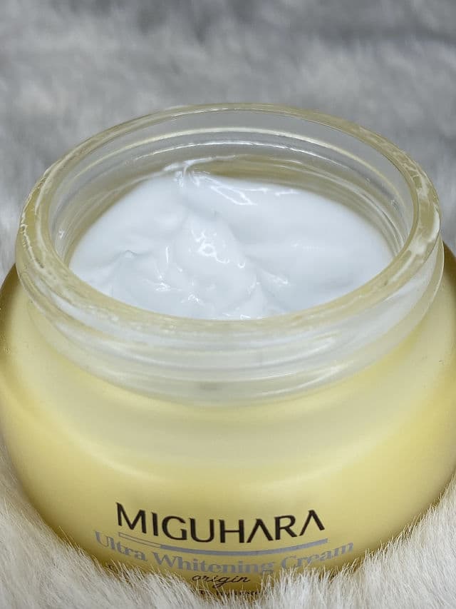 Miguhara Ultra Whitening Cream Origin review photo by SkinWelz