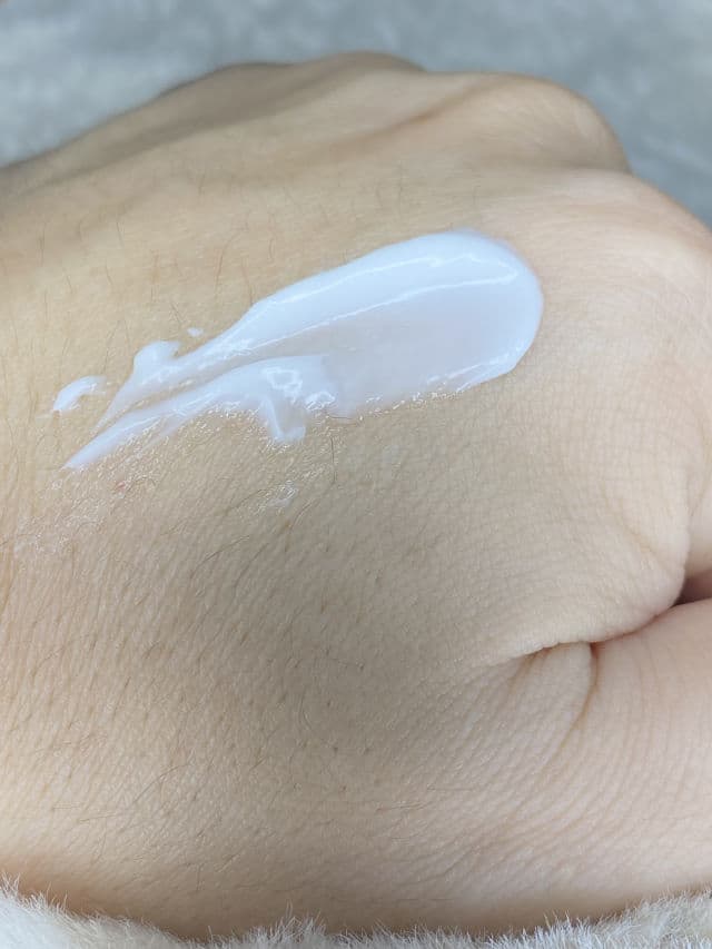 Miguhara Ultra Whitening Cream Origin review photo by SkinWelz