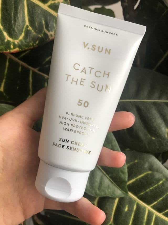 V.SUN Catch The Sun Face Sun Cream SPF 50 Perfume Free review photo by SkincareSalome