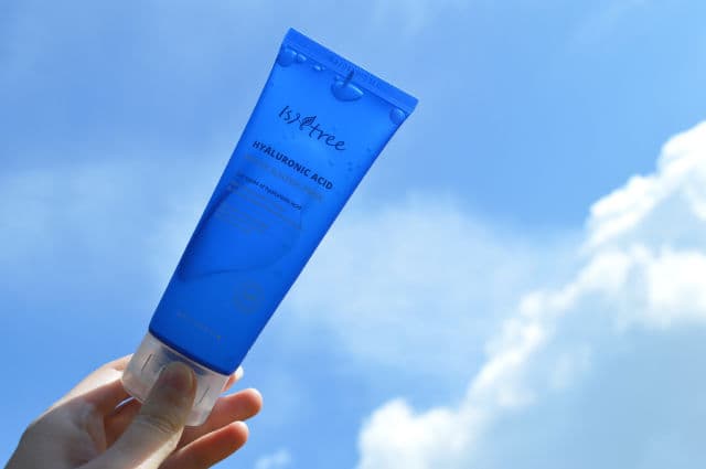 ISNTREE Hyaluronic Acid Water Sleeping Mask review photo by Skincarecopenhagen