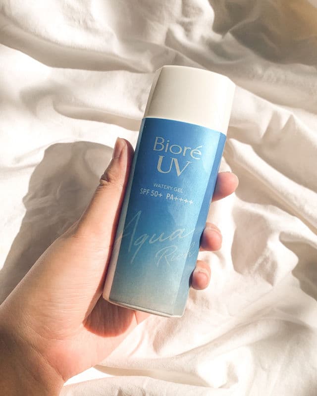 Biore UV Aqua Rich Watery Gel SPF 50+ PA++++ review photo by skincareforia