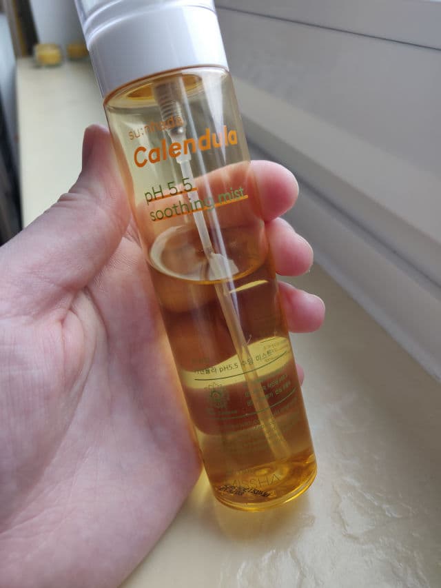 MISSHA Su:nhada Calendula pH 5.5 Soothing Mist review photo by Skincarekitten