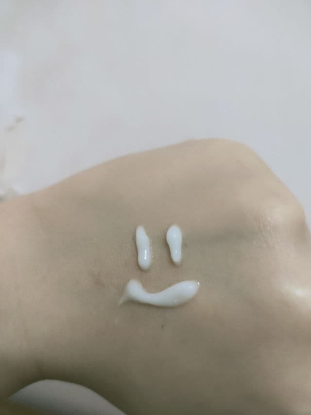Mamonde Blue Chamomile Soothing Repair Cream review photo by Skincarelife